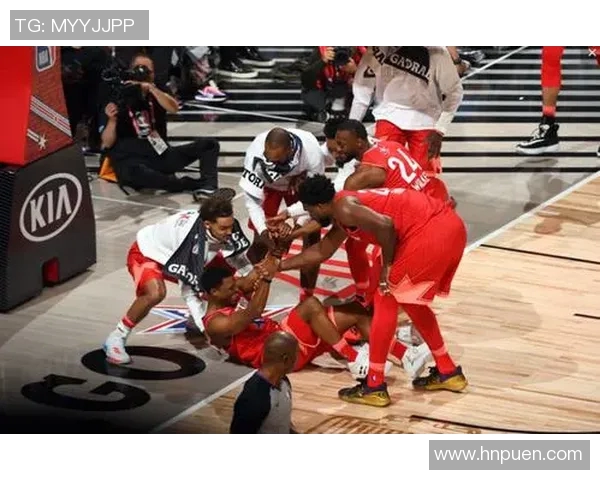 扎克拉文的崛起之路:从天赋少年到NBA明星的奋斗历程 扎克拉文的崛起之路:从天赋少年到NBA明星的奋斗历程