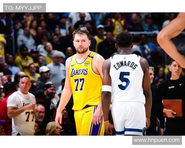 湖人对阵太阳的赛前全面分析与关键球员表现展望