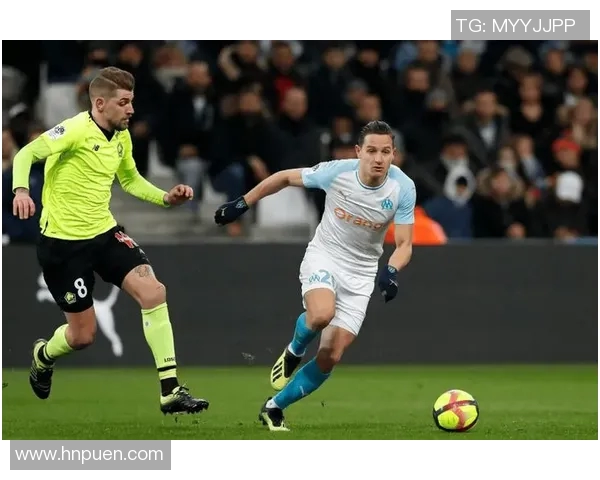 法甲马赛与雷恩比赛因天气原因延期球迷期待新赛程安排