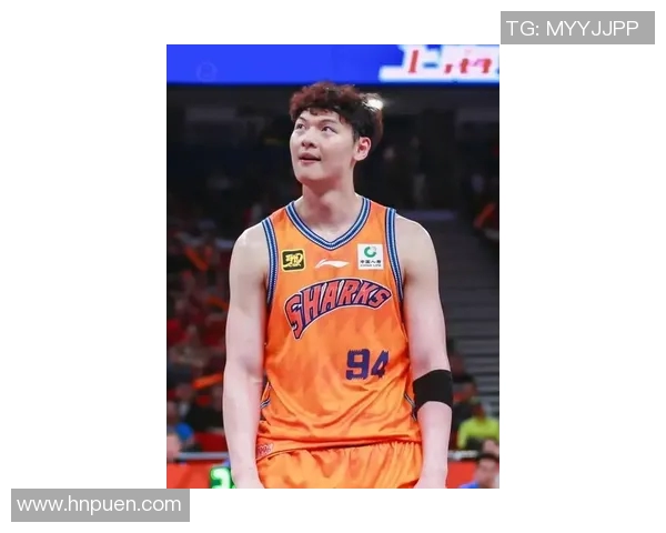 王哲林带领中国男篮迎战国际强队展现实力与决心