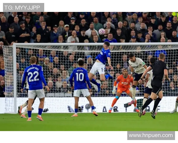 斯托克城主场迎战布莱顿力争三分展现球队实力与决心 斯托克城主场迎战布莱顿力争三分展现球队实力与决心