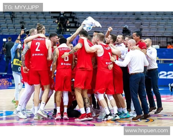 波兰与日本激战正酣图文直播全程回顾与精彩瞬间分析