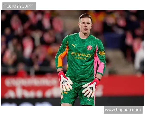 特尔施特根的守门传奇与巴萨的辉煌岁月交织的故事 特尔施特根的守门传奇与巴萨的辉煌岁月交织的故事