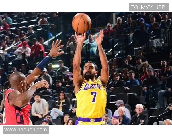 湖人快船圣诞大战激烈对决球迷期待的洛城德比盛宴