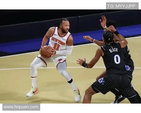 马刺队在4月18日的激烈对决中展现出强大实力,力争季后赛晋级之路