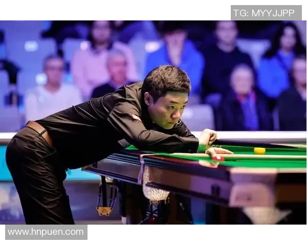 2007年丁俊晖与汉密尔顿的巅峰对决回顾与精彩瞬间解析 2007年丁俊晖与汉密尔顿的巅峰对决回顾与精彩瞬间解析